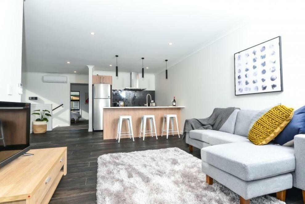 Central Park Gemini Apartments Hamilton Bagian luar foto
